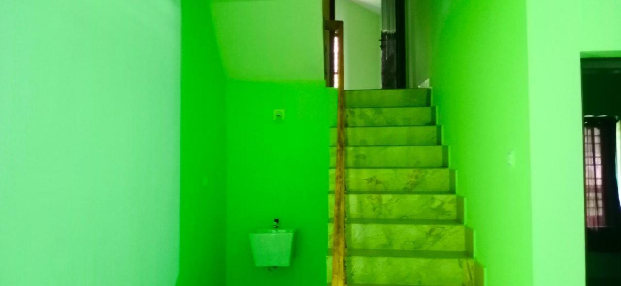 Empire Homestay Kalpetta Exterior foto