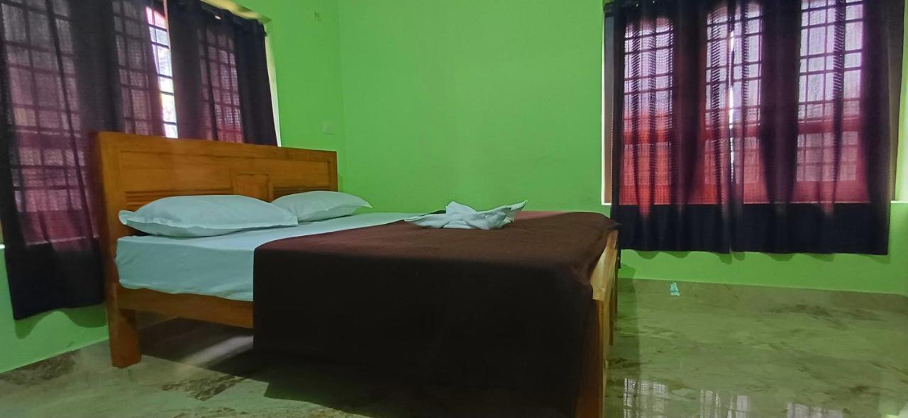 Empire Homestay Kalpetta Exterior foto