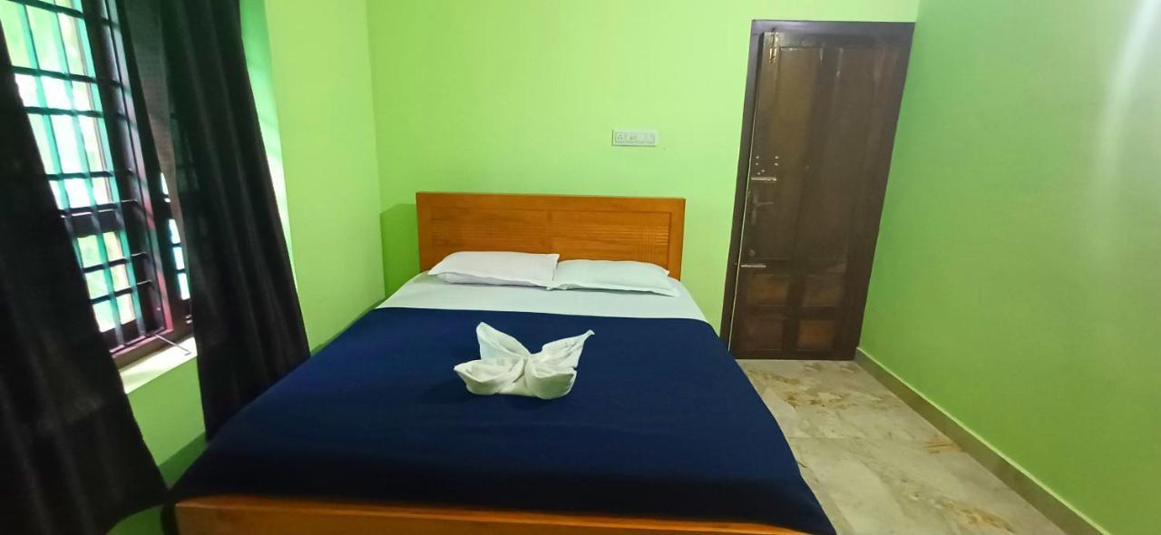 Empire Homestay Kalpetta Exterior foto